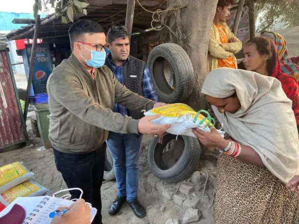 Help Sanrakshan Foundation to distribute Dry Ration and Food
