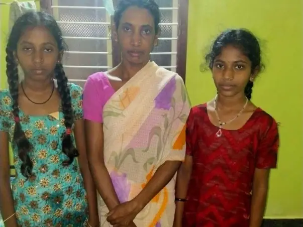 Support Mother With Two Girl children Run Their Family