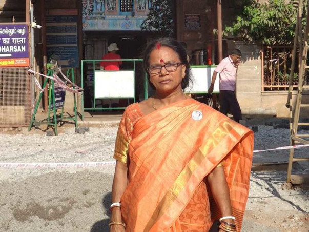Support Aparna Biswas Recover from Fire Accident.