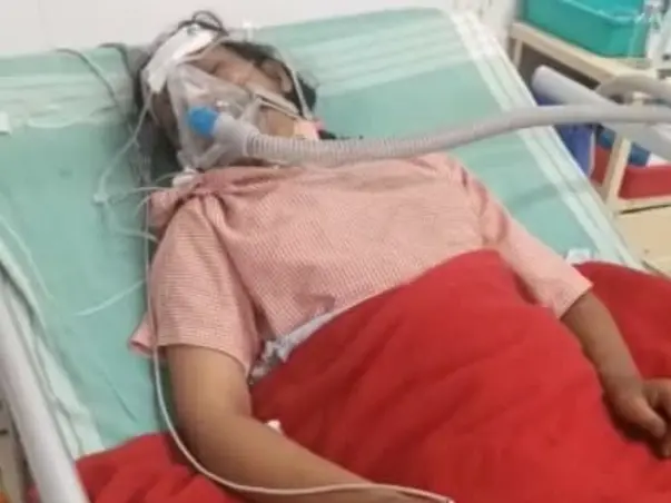22 years old Samiya Jalil shaikh needs your help fight Kidney Failure