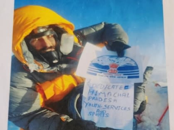Help Everester Amit Negi to fullfill  His Dream to Climbing 8 Mountain