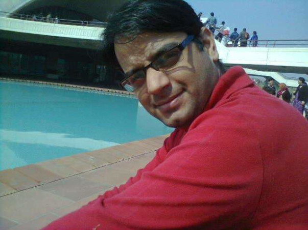 Help Mohit's family. He is survived by wife and 2 Daughters