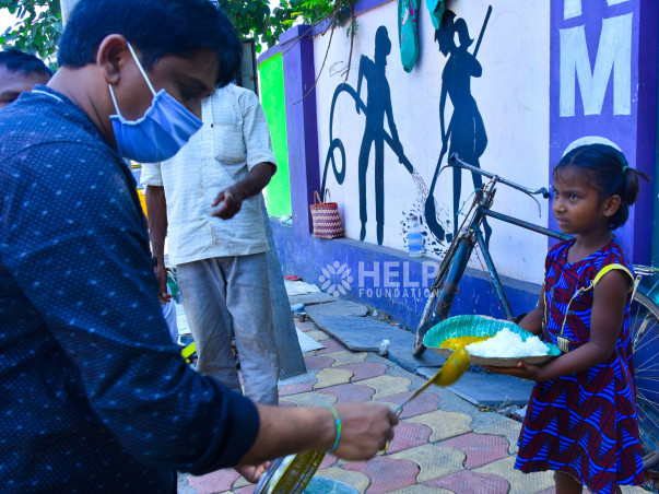 Sponsor Food for Homeless Elders in India