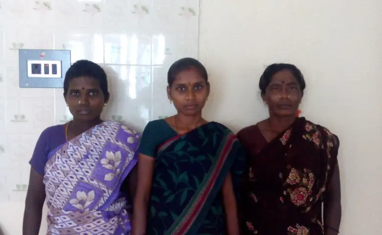 Mariyayi with other members of her group