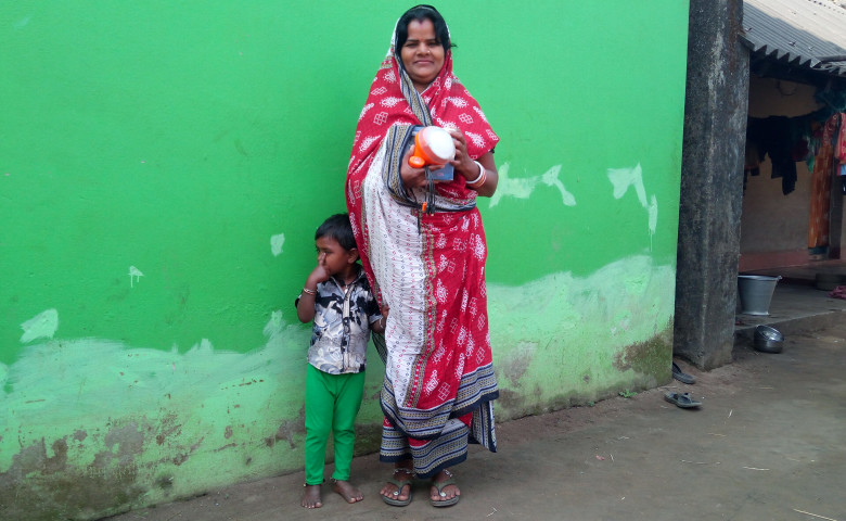 A musician in Pala Troupe