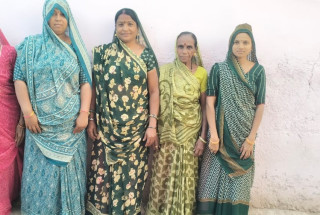 THAKORNIRALIBEN And Group