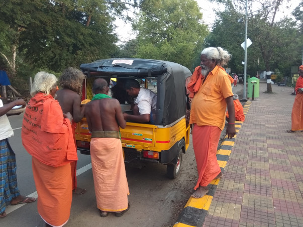 Donate Feed The Food To Sadhus Around Holy Mountain Arunachala