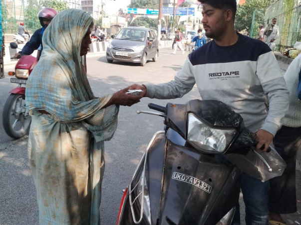 Feeding the poor people of the slums & needy