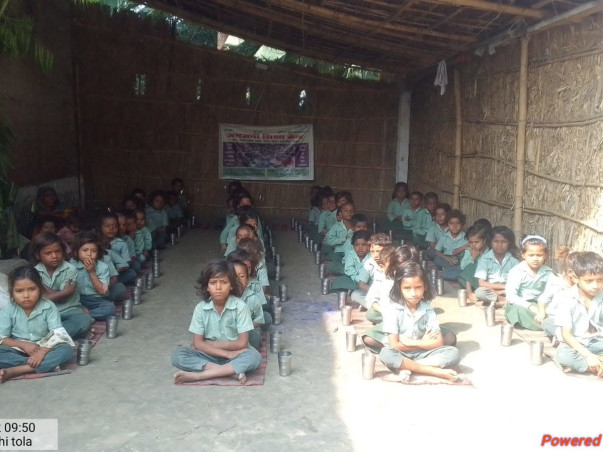 Request for support for nutrition and education of homeless adolescent