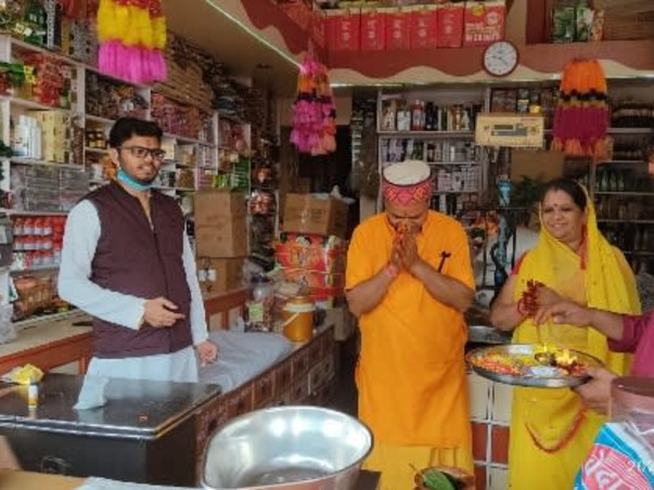 Help Maheshwari Family To Fight The Biggest Tragedy Of Their Life