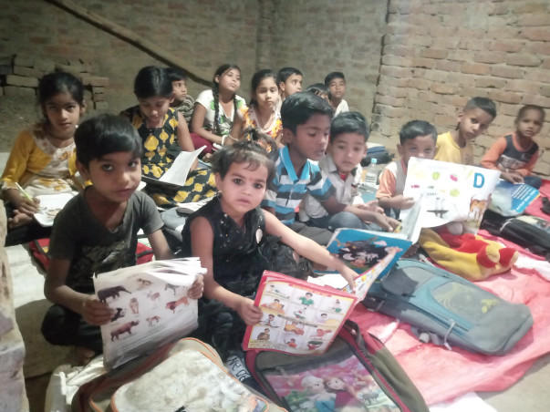 Gift Education in Slums of Lucknow