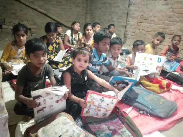 Gift Education in Slums of Lucknow