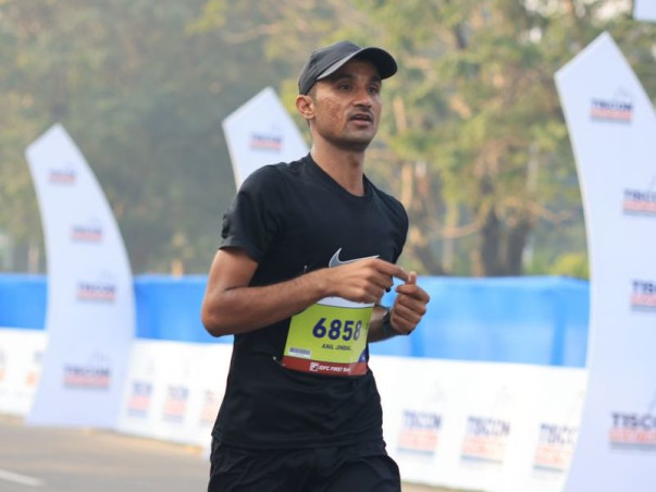 Help Anil run the Boston marathon