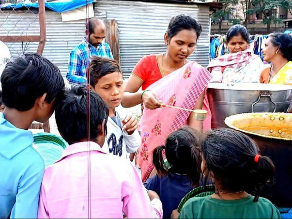 Help Me To Feed Thousands Needy People Roadside Every Single Day