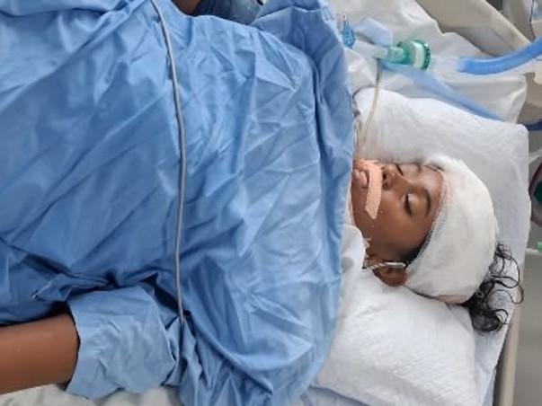 Support Divya To Recover From Accidental Head Injury