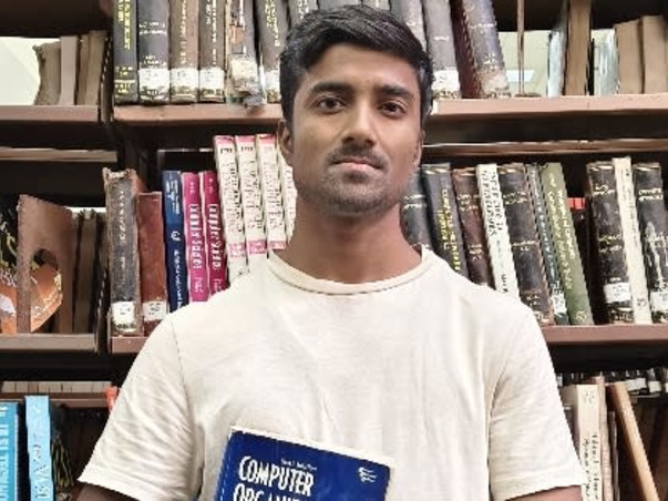 Help Khagesh Kumar for his Education - B.Tech Course from NSUT Delhi