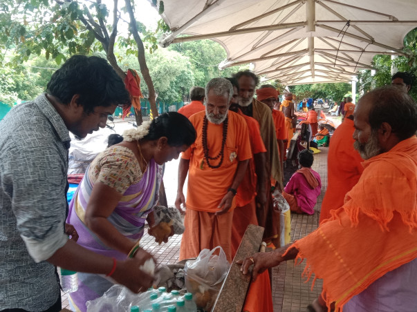 Help us to Serve food to Sadhus,Poor and homeless People in Arunachala