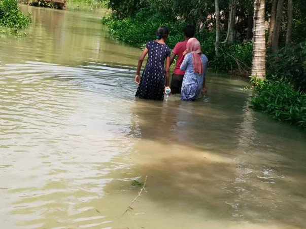 Help flood victims in Egra survive this crisis
