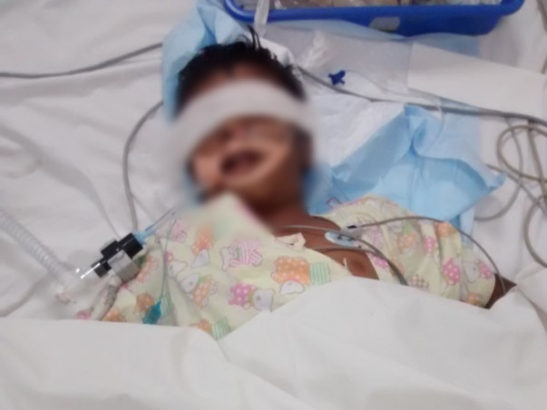 8-year-old Mohit needs help to get off ventilator support