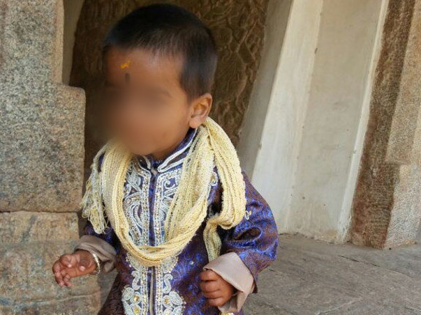 Help This Bus-Conductor Save His 1-Year-Old Baby From Cancer
