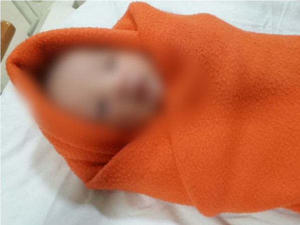 Save This Newborn Who Was Found Abandoned On The Road In Bengaluru