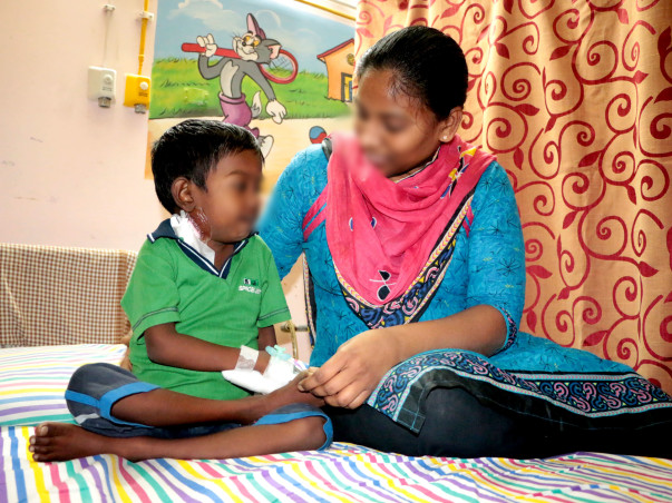 Akash, Who Is Always In The Hospital, Thinks School Isn't For Him