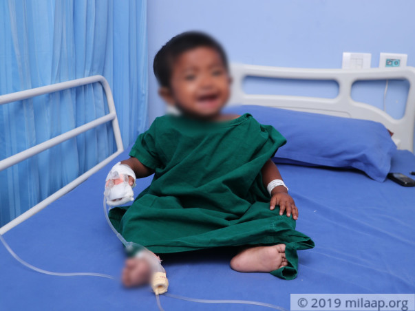 Father Watches Helplessly As His 1-Year-Old Battles Blood Cancer