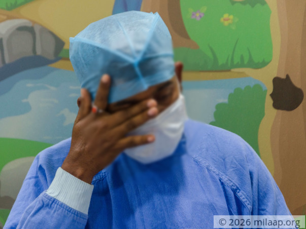 Teenager In The ICU With Severely Damaged Heart And Lungs Needs Help