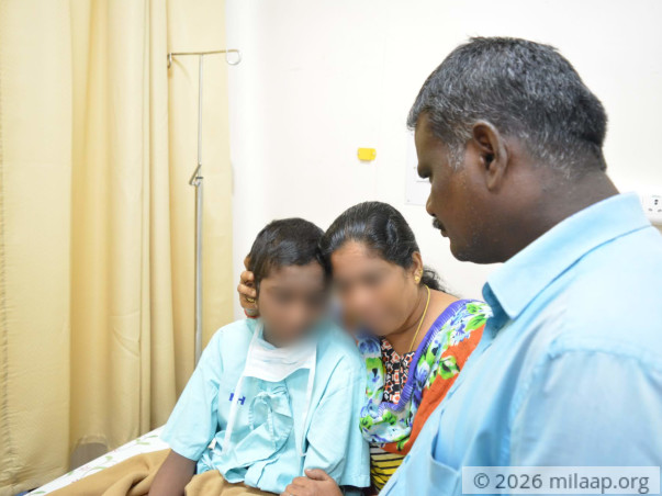 Help Kavitha Recover From Osteosarcoma