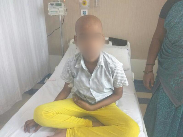 This 12-Year Old Has Cancer In Her Left Arm, Your Help Can Save Her