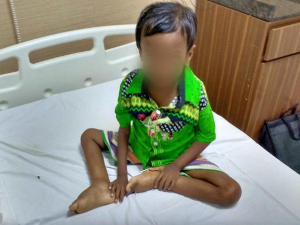 This 4-year-old Is Not Even Able To Walk A Step