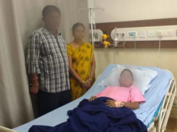 This 16-year-Old's Needs Help To Live And Go Back To School Soon