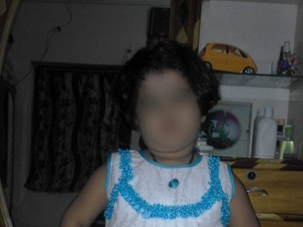 This 4-year-old Knows Nothing About Cancer. She Waits To Go Home.