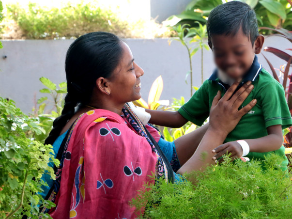Akash, Who Is Always In The Hospital, Thinks School Isn't For Him