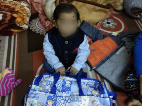 Father Gave Up All His Savings For Sick Baby Boy, Sleeps in Park Now