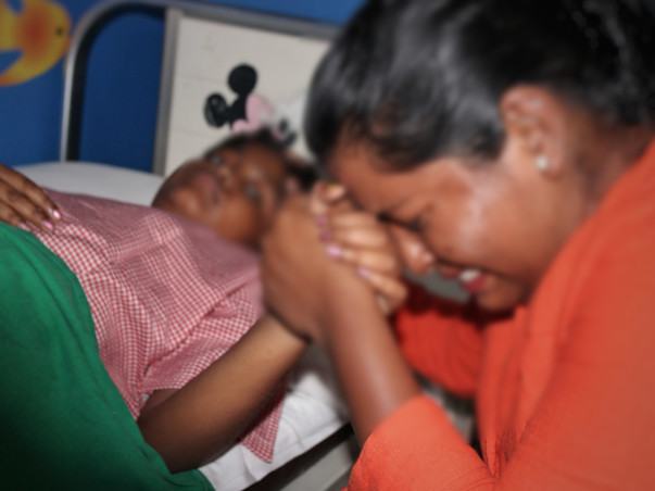 Single Mother Has Nothing Left To Save Her 9-Year-Old Daughter