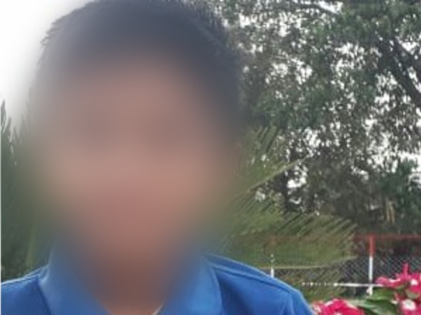 Help Niken Undergo Spinal Surgery