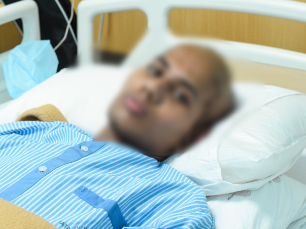 Even Through The Pain Of Cancer He Plays Music To Make Others Smile