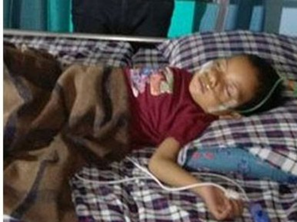 5 Year Old Son Of Daily Wager Suffering From A Hole In His Heart