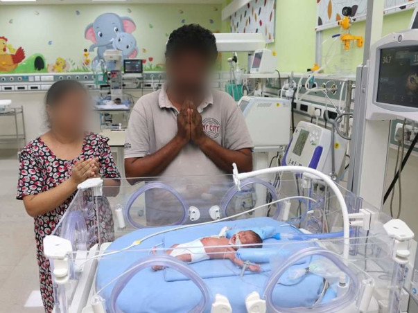 Poor And Helpless Mother Is Struggling To Save Her Twin Babies