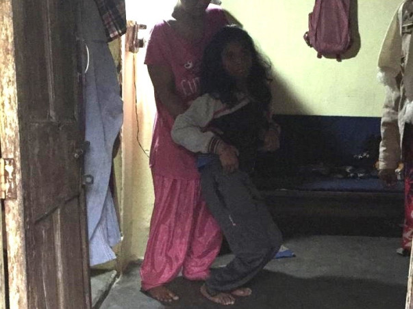 Help Walk on her feet