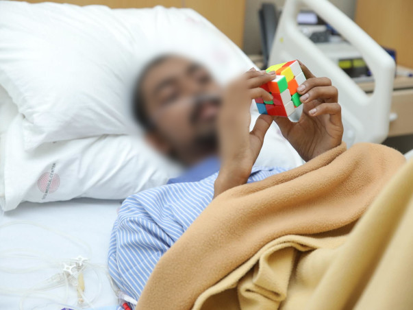 This Teenager Is Critical In ICU Fighting For His Life, You Can Help