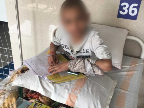 Support Jaydeep Manoj Bhai Pandit Recover From Bone Cancer