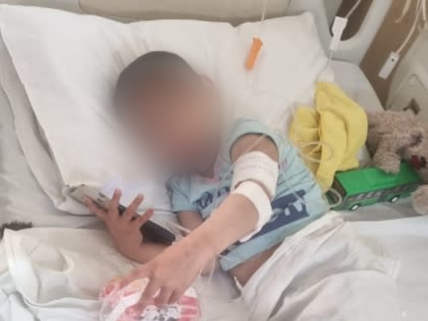 Support Kavya Ahuja Recover From Ewing's Sarcoma