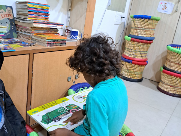 Help us keep children's libraries & learning centres alive!